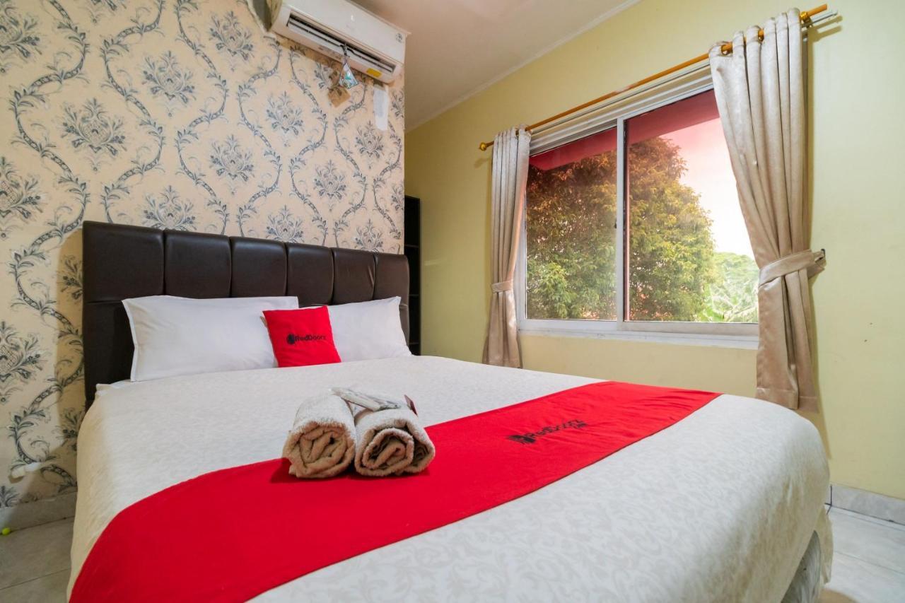 Reddoorz Near Tomang 2 Hotel Jakarta Luaran gambar